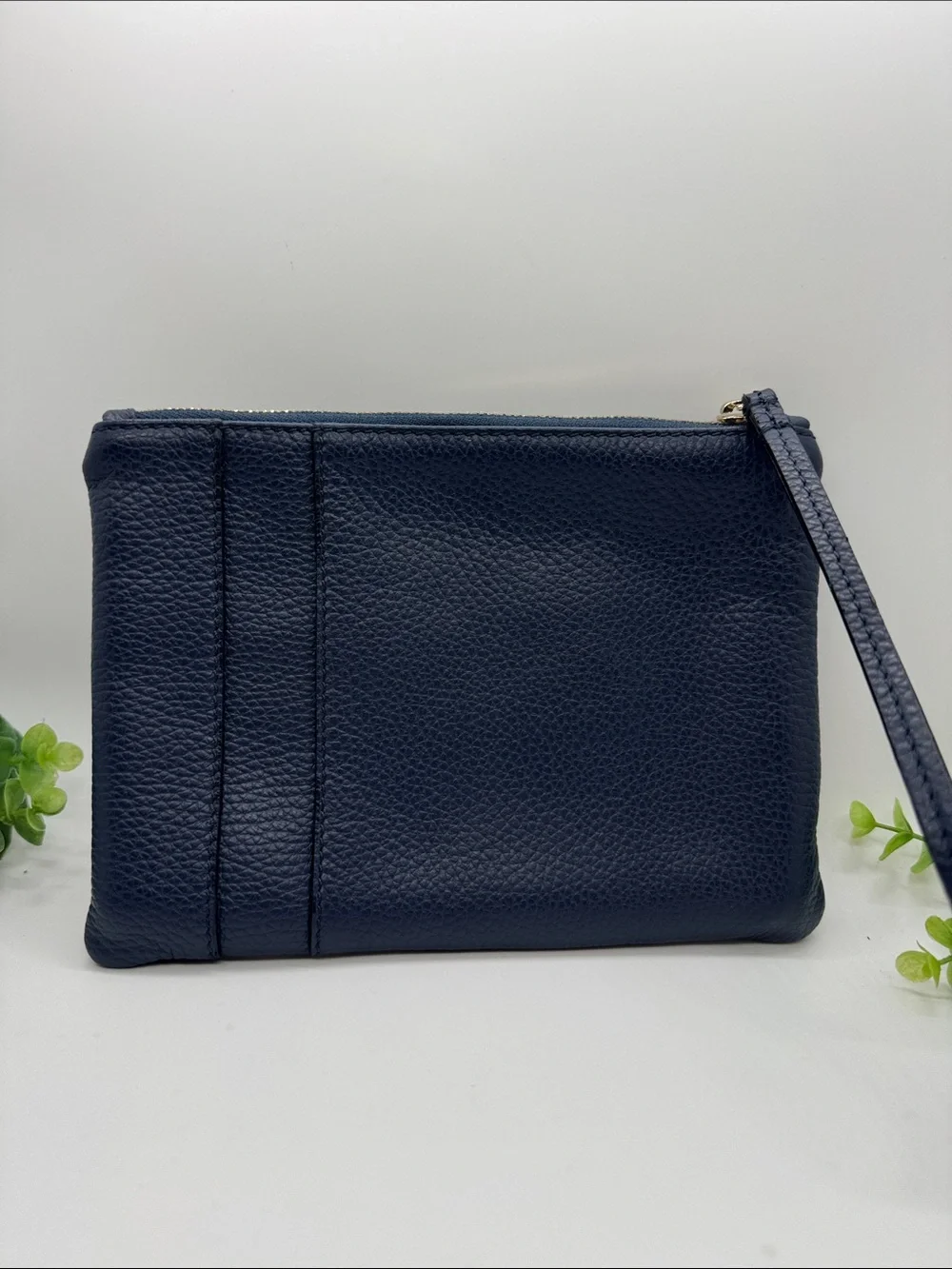 M. Gemi Piccolo Wristlet Clutch Navy Leather
